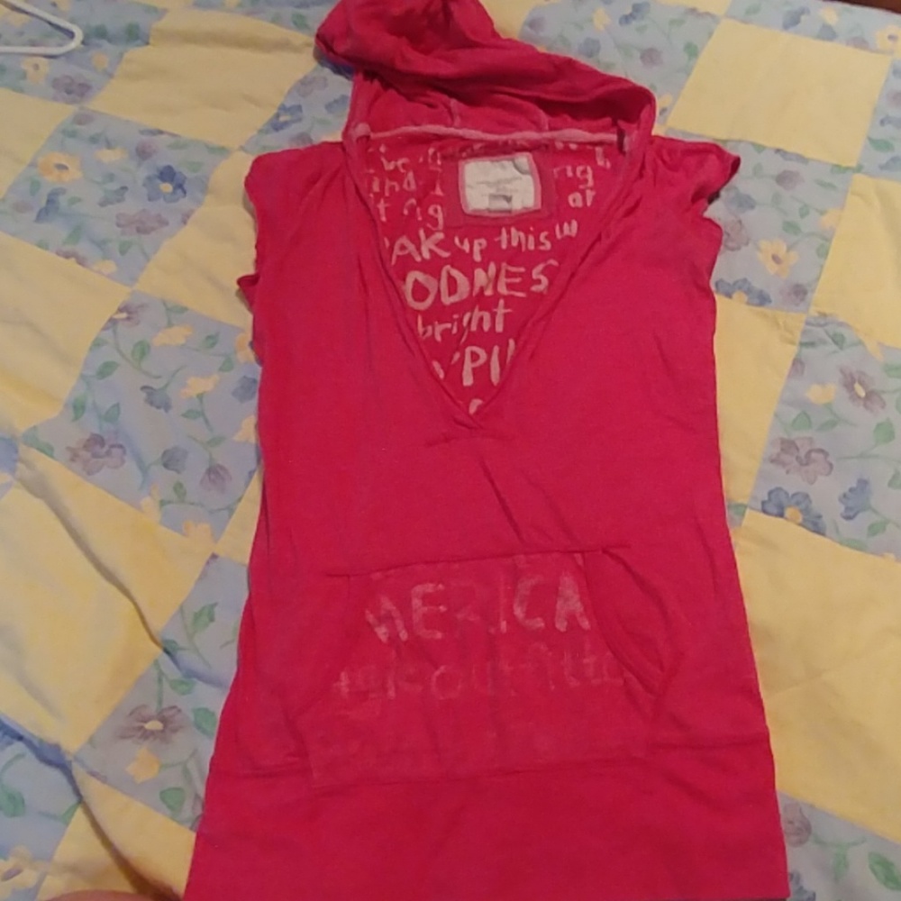 American Eagle hooded tee